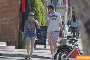 Emma Roberts photo #0371