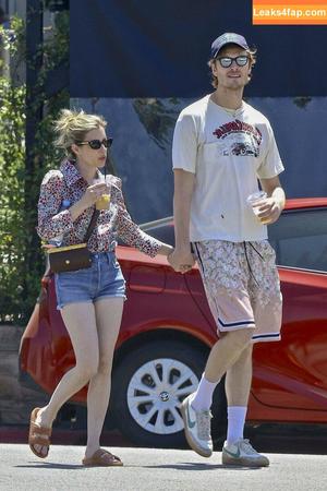 Emma Roberts photo #0374