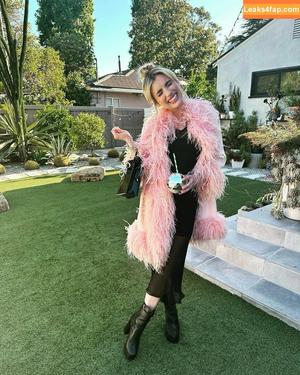 Emma Roberts photo #0376