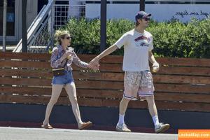 Emma Roberts photo #0378