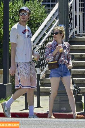 Emma Roberts photo #0380