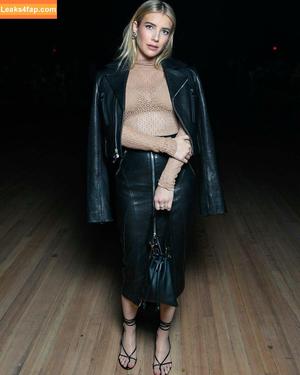 Emma Roberts photo #0439