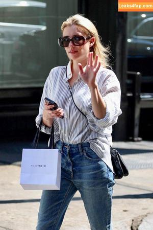 Emma Roberts photo #0440