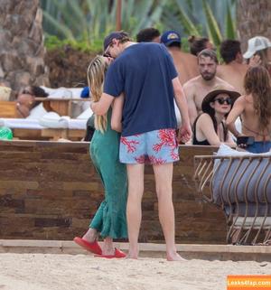 Emma Roberts photo #0470