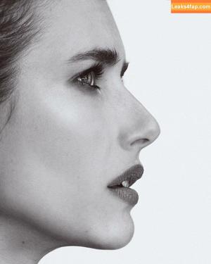 Emma Roberts photo #0490