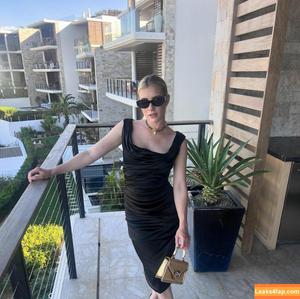 Emma Roberts photo #0585