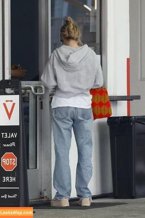 Emma Roberts photo #0657