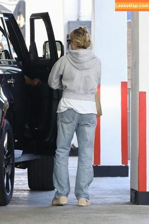 Emma Roberts photo #0662