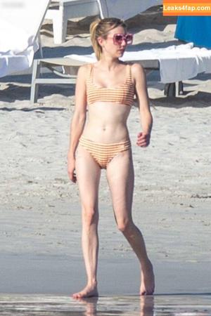 Emma Roberts photo #0777