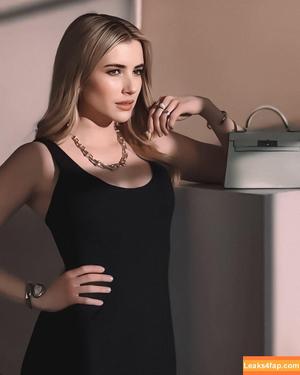 Emma Roberts photo #0814