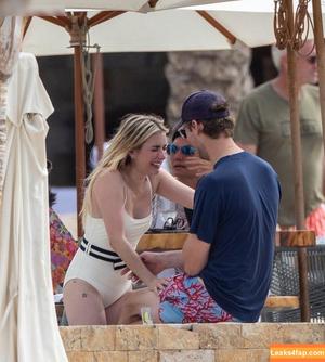 Emma Roberts photo #0841