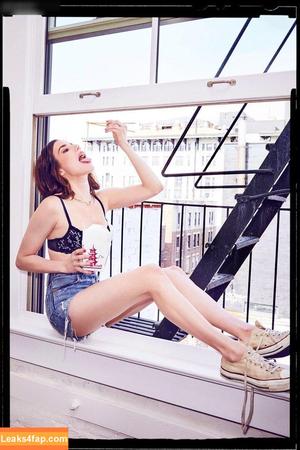 Emma Roberts photo #0991