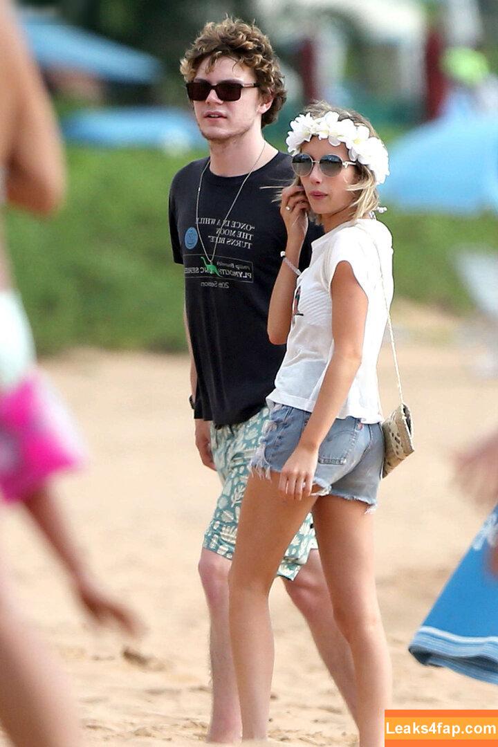 Emma Roberts / emmalee1996 / emmaroberts leaked photo photo #1031