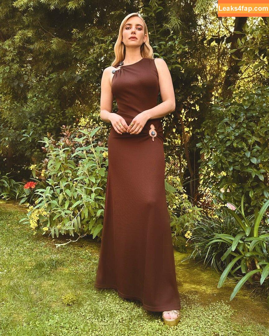 Emma Roberts / emmalee1996 / emmaroberts leaked photo photo #1055