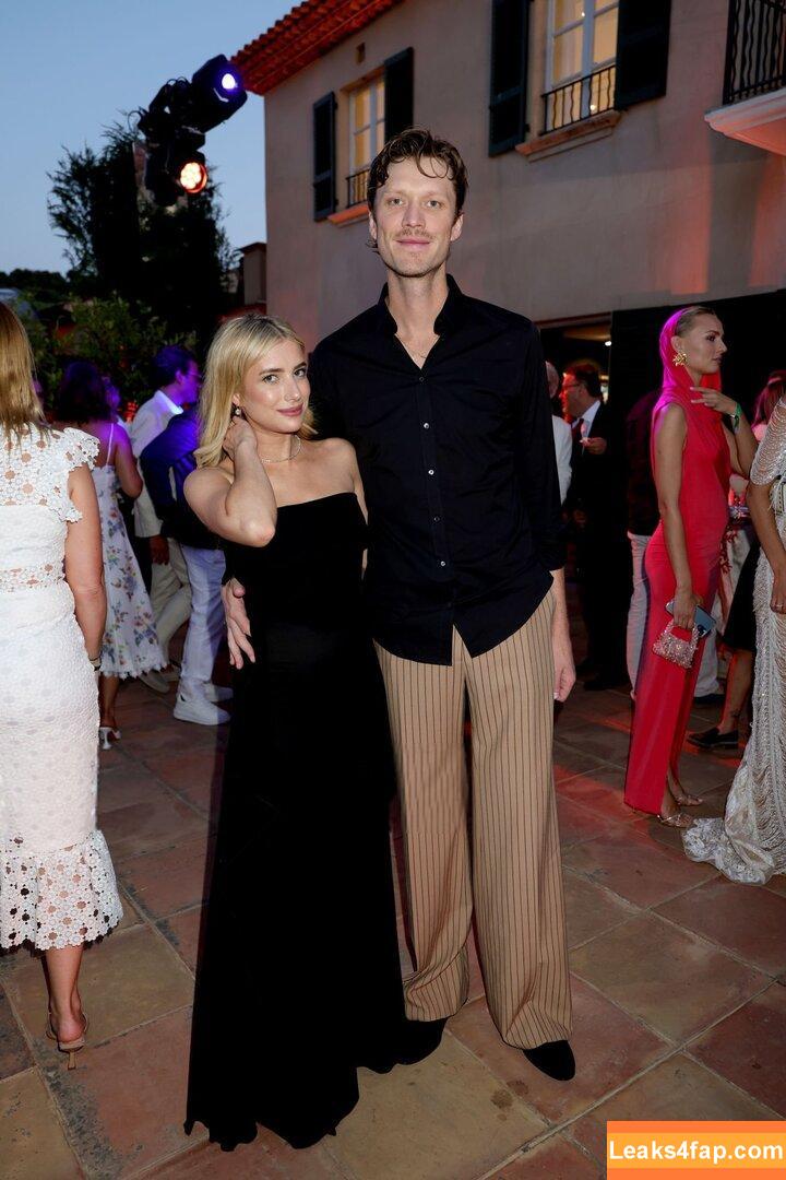 Emma Roberts / emmalee1996 / emmaroberts leaked photo photo #1112