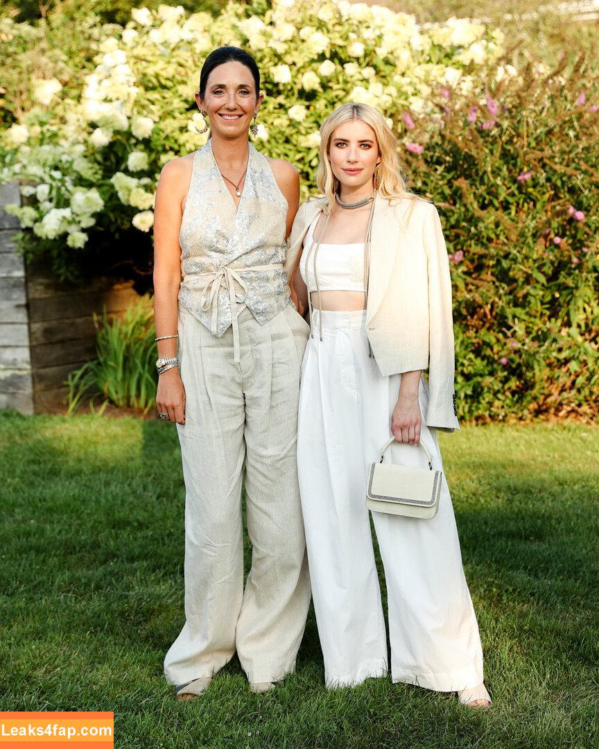 Emma Roberts / emmalee1996 / emmaroberts leaked photo photo #1144