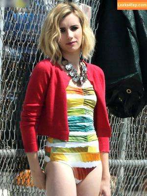 Emma Roberts photo #1015