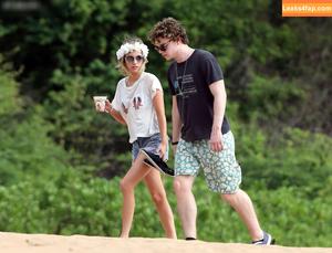 Emma Roberts photo #1026