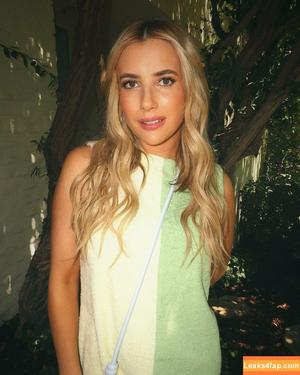 Emma Roberts photo #1062