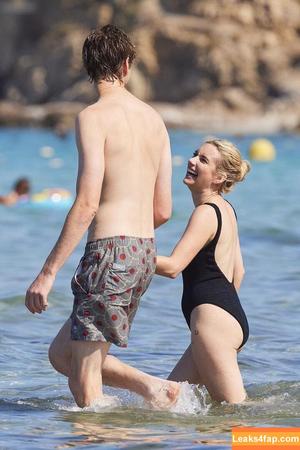 Emma Roberts photo #1082