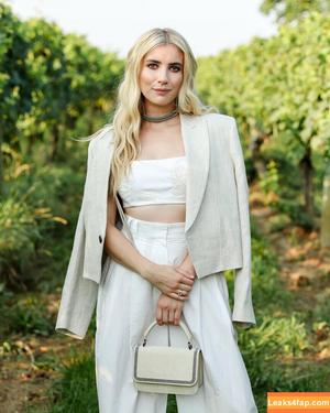 Emma Roberts photo #1165
