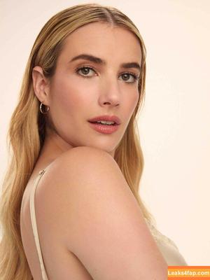 Emma Roberts photo #1180
