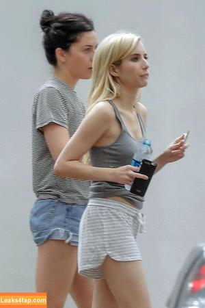 Emma Roberts photo #1364