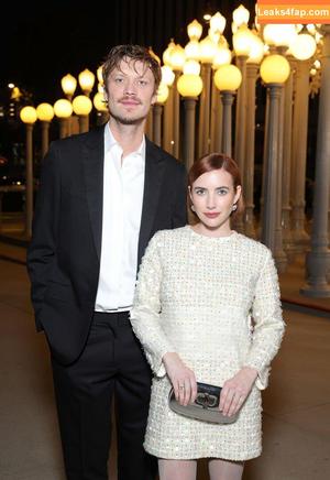 Emma Roberts фото #1452