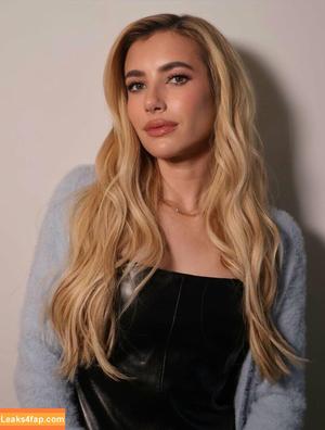 Emma Roberts фото #1516
