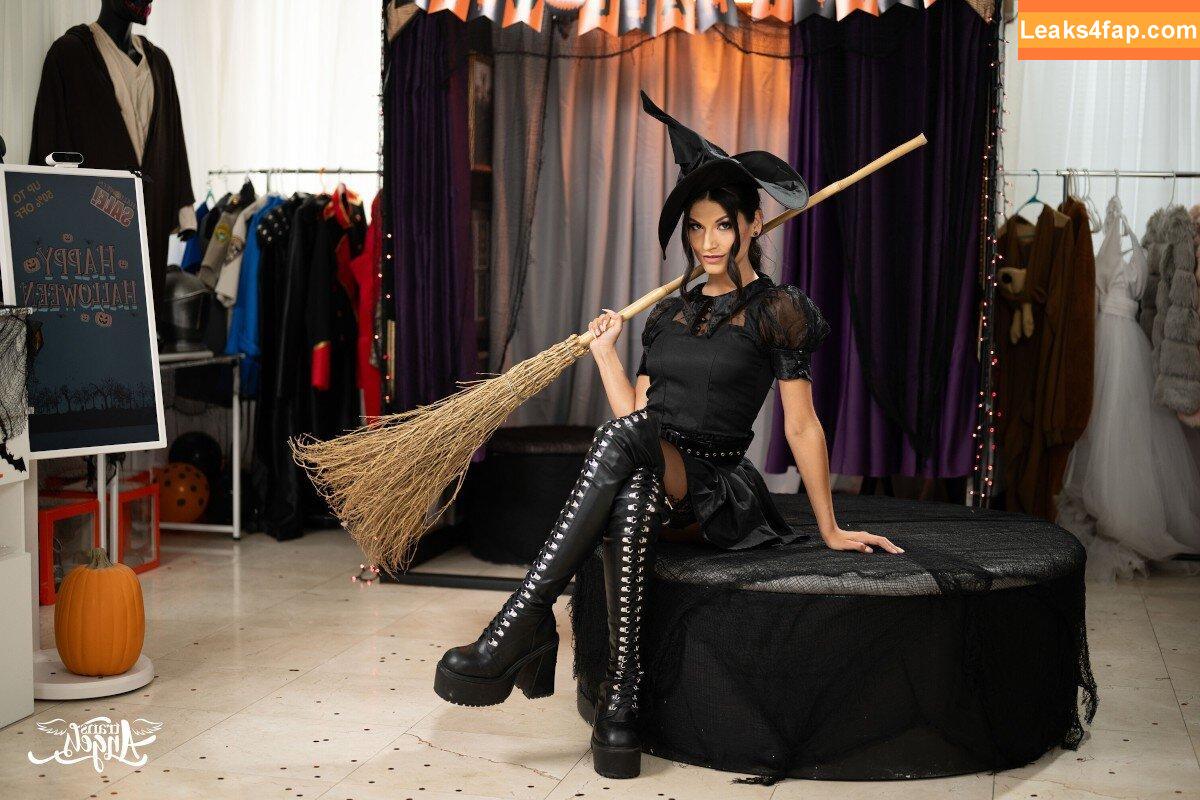 Emma Rosie / emmaandrosie / emmarosiebean / emmarosiexxx leaked photo photo #1819