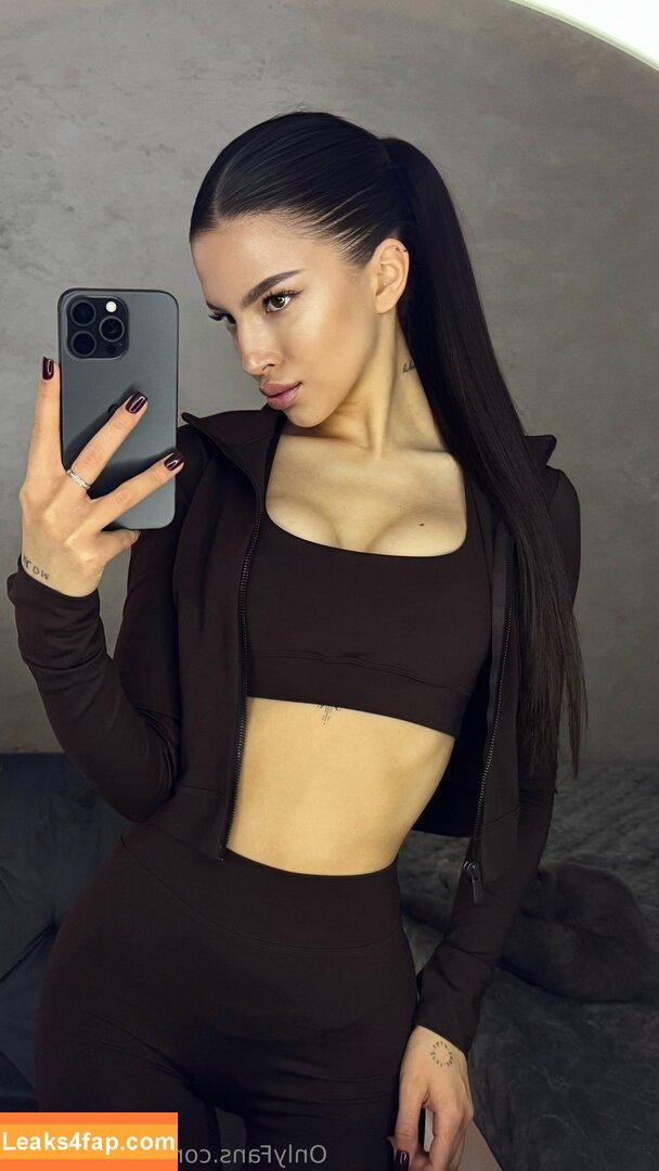 emma_rosse /  leaked photo photo #0012