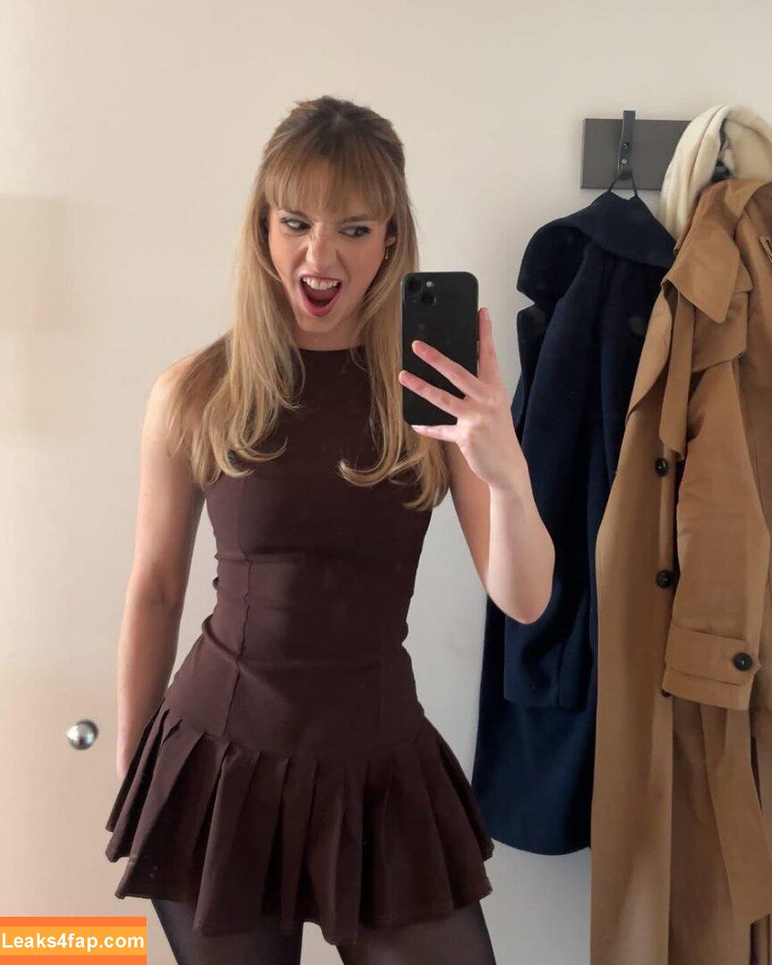 Emma Russell / emmarussssell / emmmarussell leaked photo photo #0032