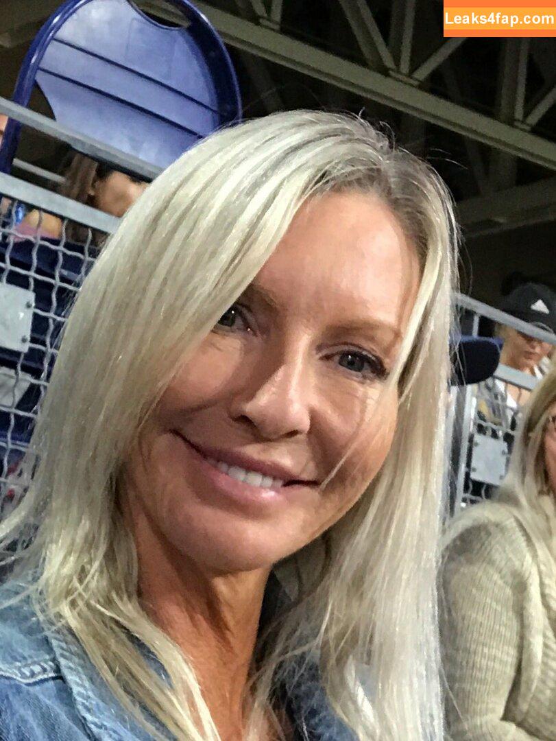 Emma Starr / emma_starr / https: / milf_emma слитое фото фото #0065