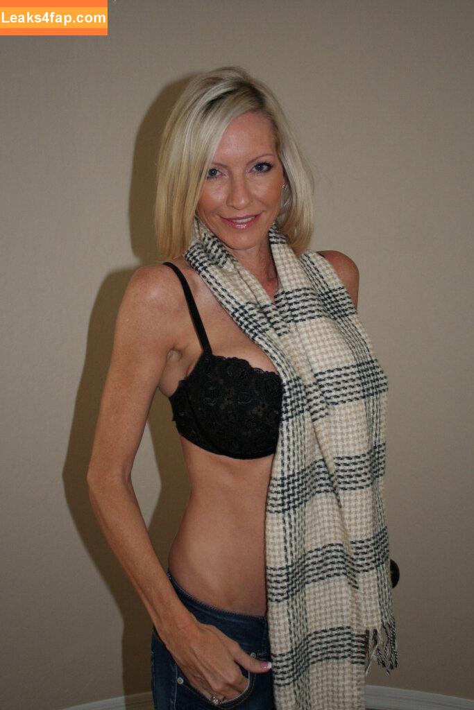 Emma Starr / emma_starr / https: / milf_emma leaked photo photo #0098