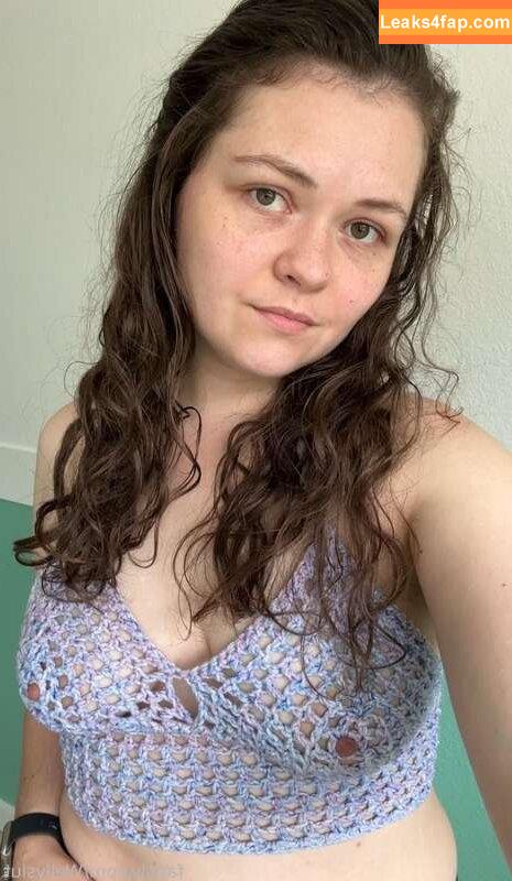 Emma Wells / emmawells__ / https: leaked photo photo #0025