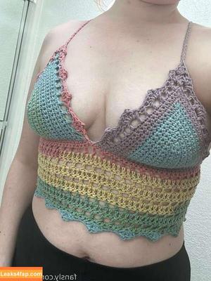 Emma Wells photo #0009