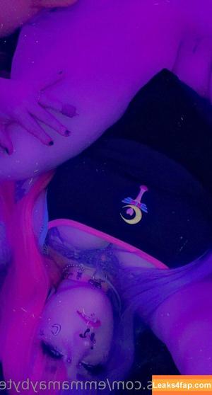 emmamaybyte фото #0038