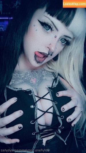 emmamaybyte photo #0062