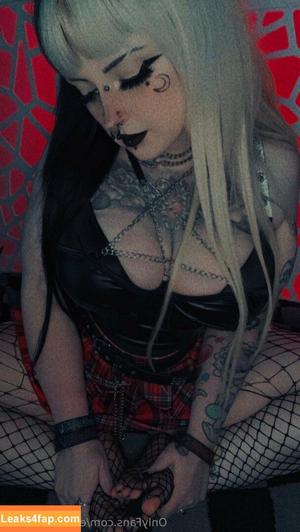 emmamaybyte photo #0104