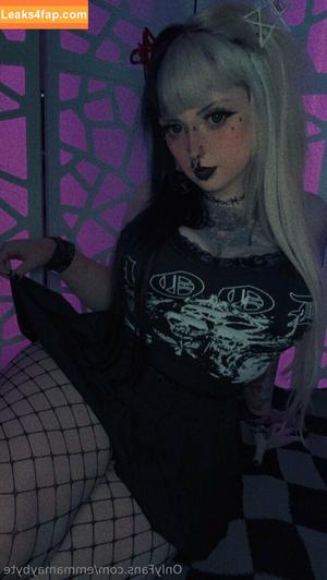 emmamaybyte photo #0143