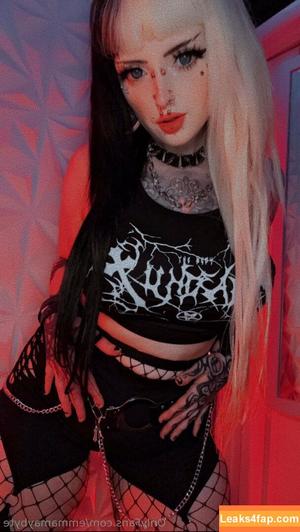 emmamaybyte photo #0388