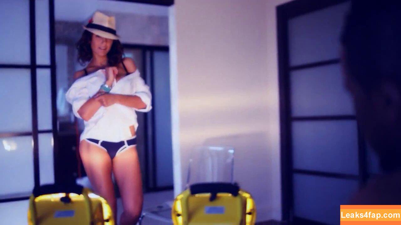 Emmanuelle Chriqui / Emmanuelle / echriqui leaked photo photo #0148