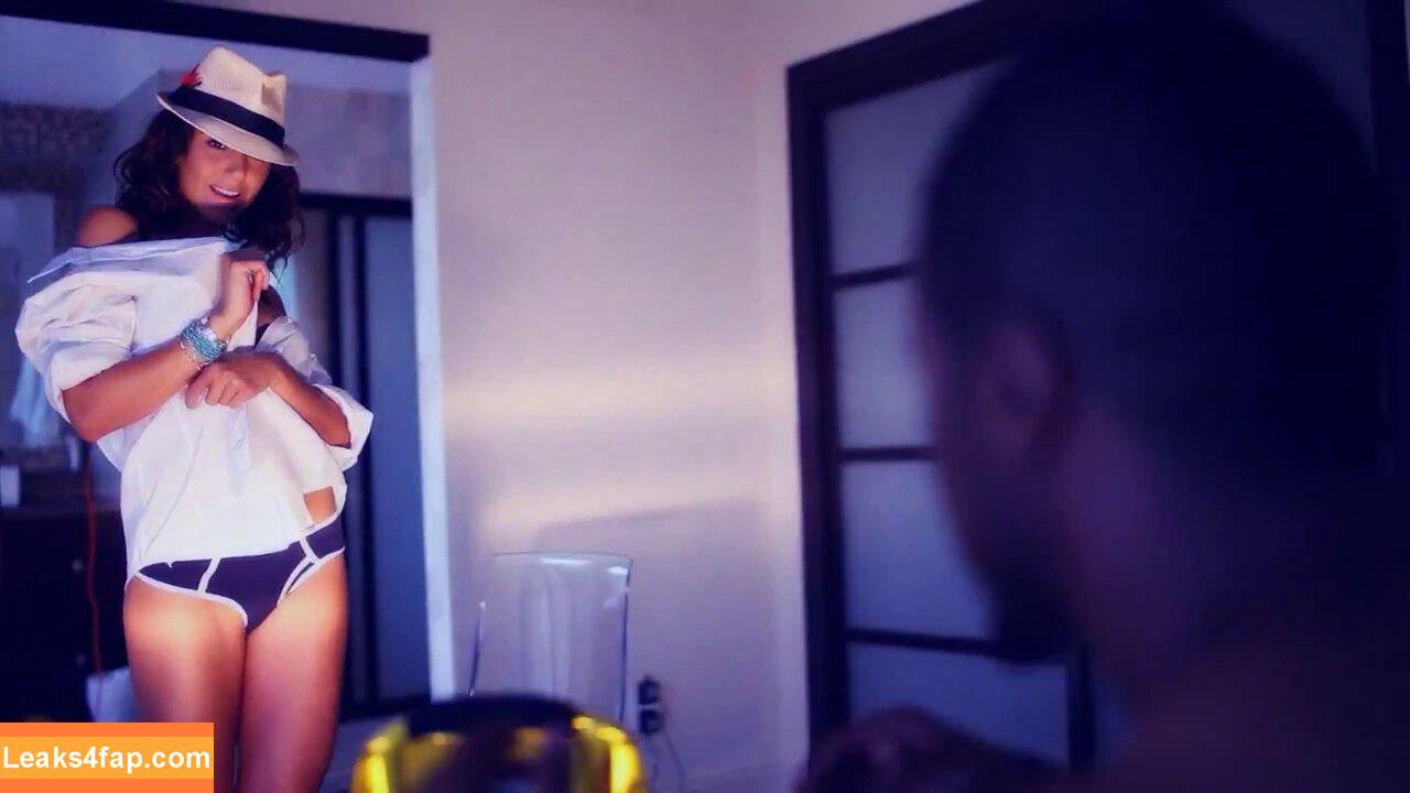 Emmanuelle Chriqui / Emmanuelle / echriqui leaked photo photo #0150