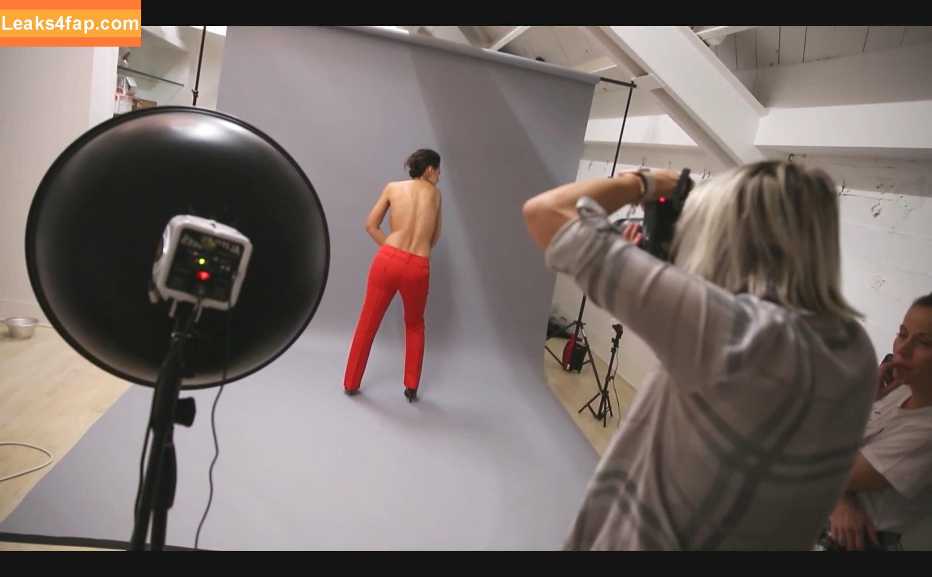 Emmanuelle Chriqui / Emmanuelle / echriqui слитое фото фото #0371