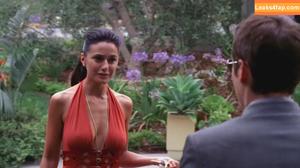 Emmanuelle Chriqui photo #0032