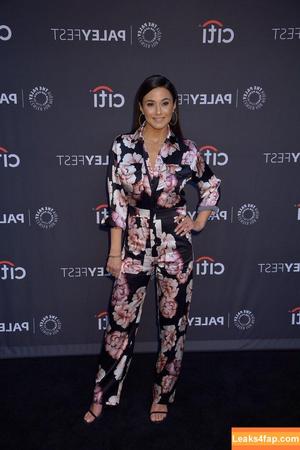 Emmanuelle Chriqui photo #0071