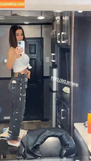 Emmanuelle Chriqui photo #0101