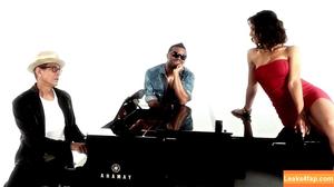 Emmanuelle Chriqui photo #0154