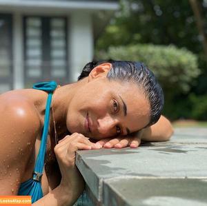 Emmanuelle Chriqui photo #0456