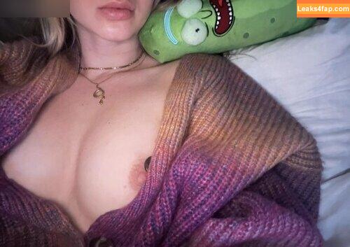 Emmassecretgarden / Emmasdiary / bcarty12 leaked photo photo #0048